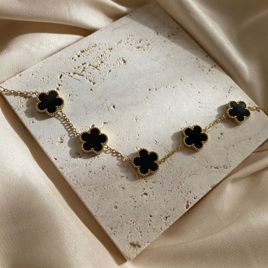 Black clover Bracelete