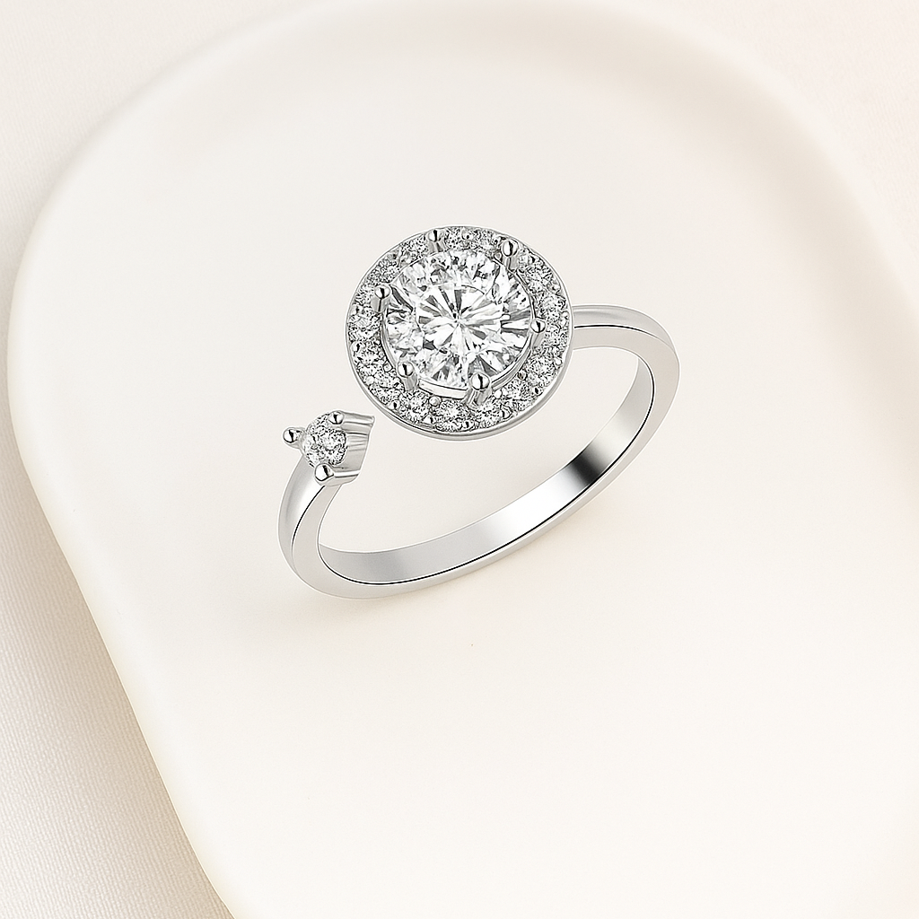 Elegant Halo Round Cut Diamond Ring
